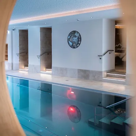 Hotel Alpenland - & Breakfast Gerlos