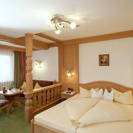 Hotel Alpenland - & Breakfast Gerlos