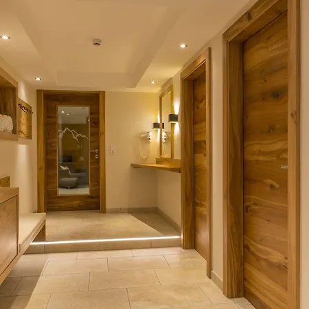 Alpenland - & Breakfast 4* Герлос