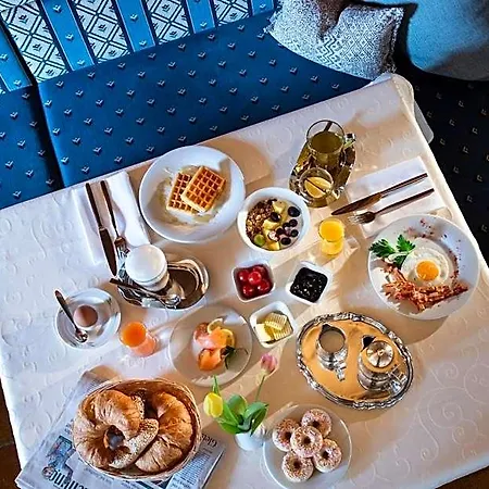 Alpenland - & Breakfast 4*
