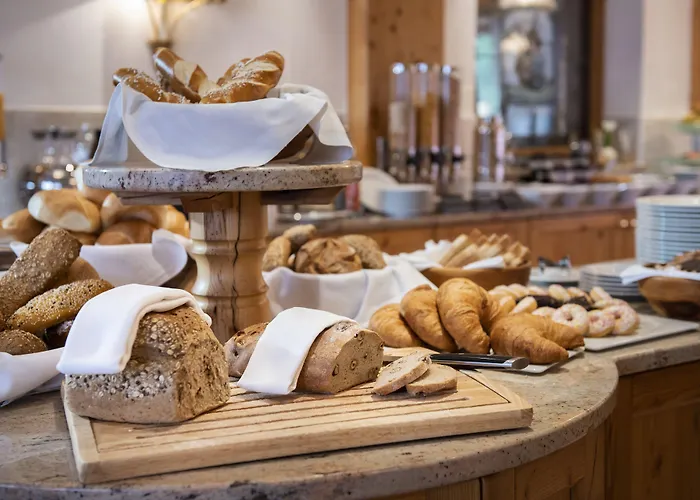 Alpenland - & Breakfast Hotel