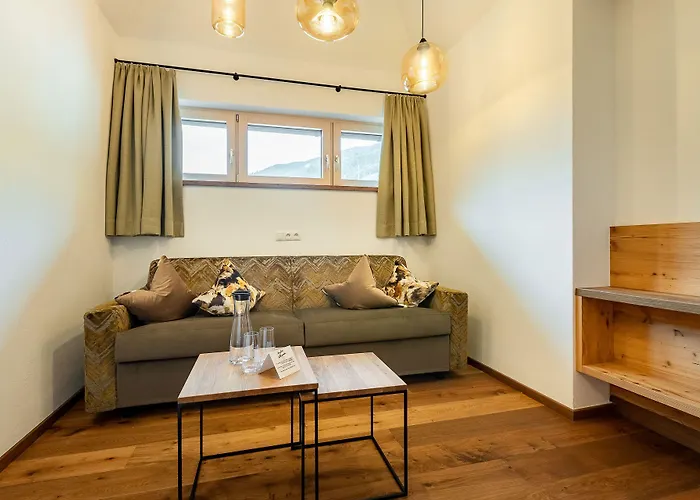 Alpenland - & Breakfast Hotel 4*