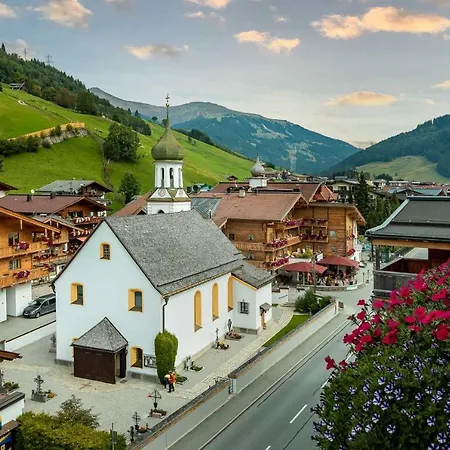 Alpenland - & Breakfast Otel