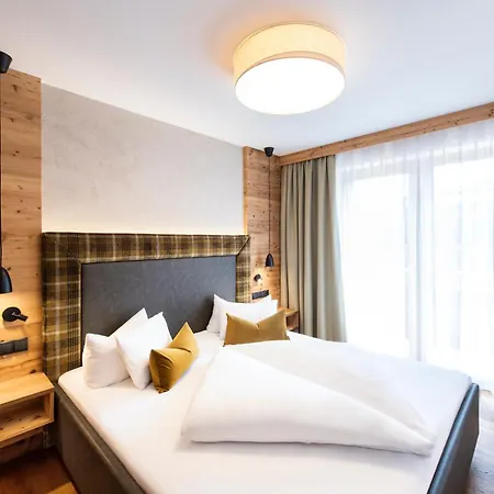 Alpenland - Hotel&breakfast Hotel