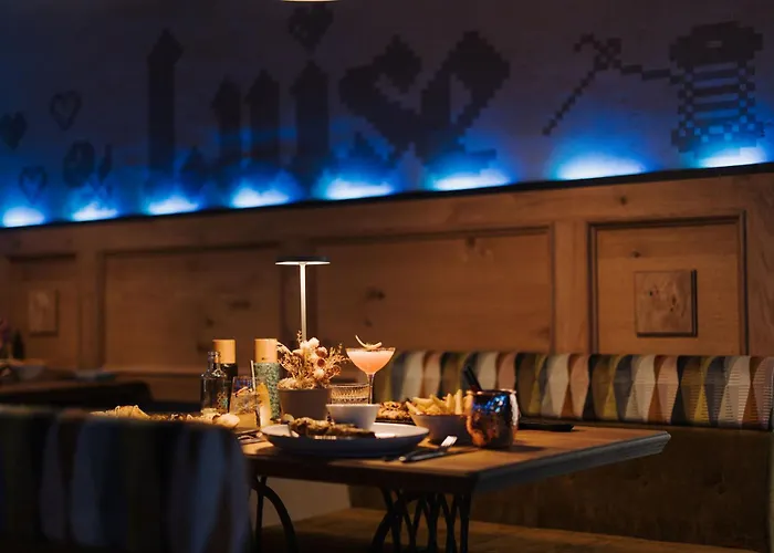 Alpenland - & Breakfast Otel 4*