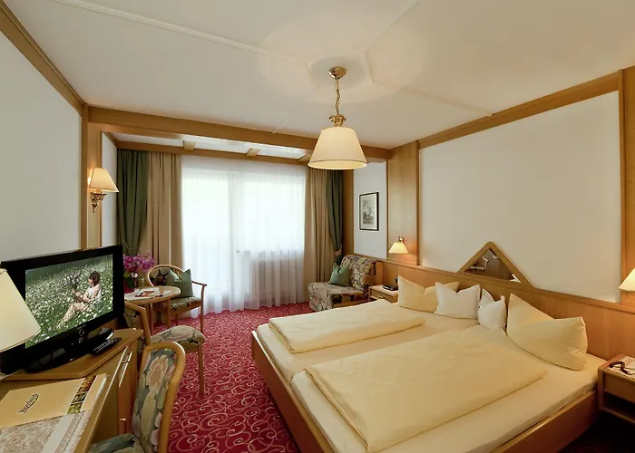 Alpenland - & Breakfast 4*